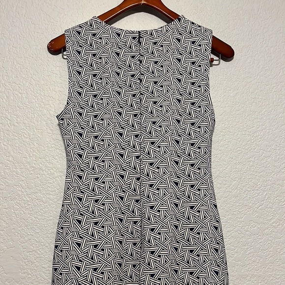 Diane Von Furstenberg Geo Print Dress - Picture 7 of 11